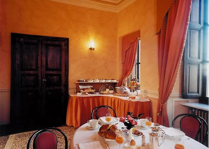 Al Castello 3* Cuneo